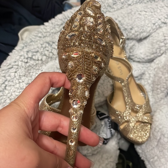 Gianni Bini Gold Gem High Heels - Picture 4 of 6